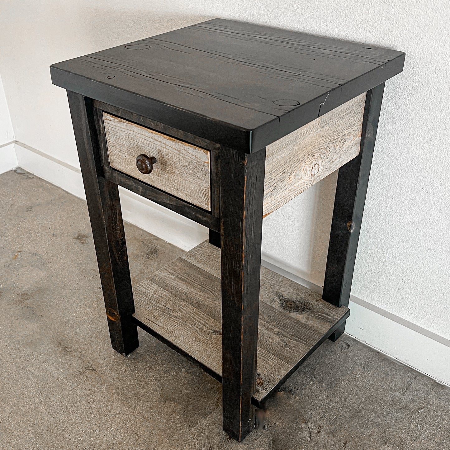 Mini Outlaw 1 Drawer Nightstand