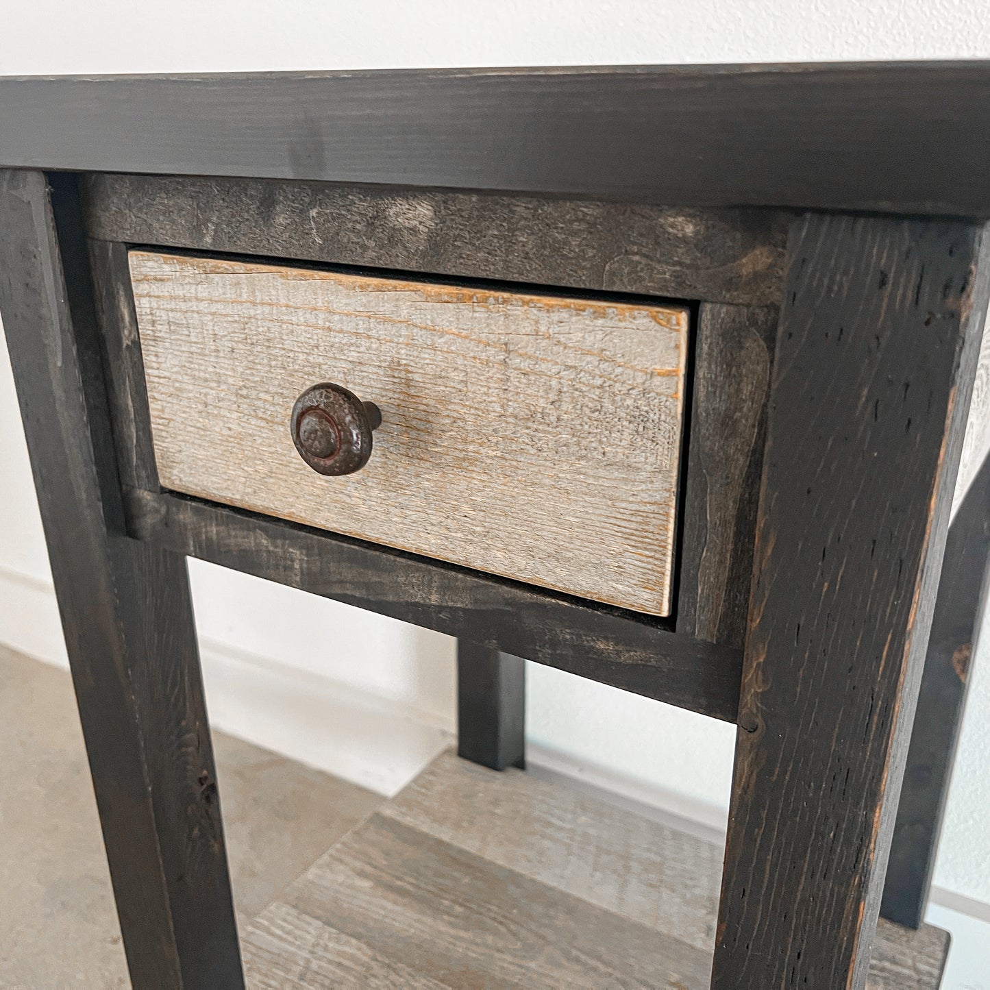 Mini Outlaw 1 Drawer Nightstand